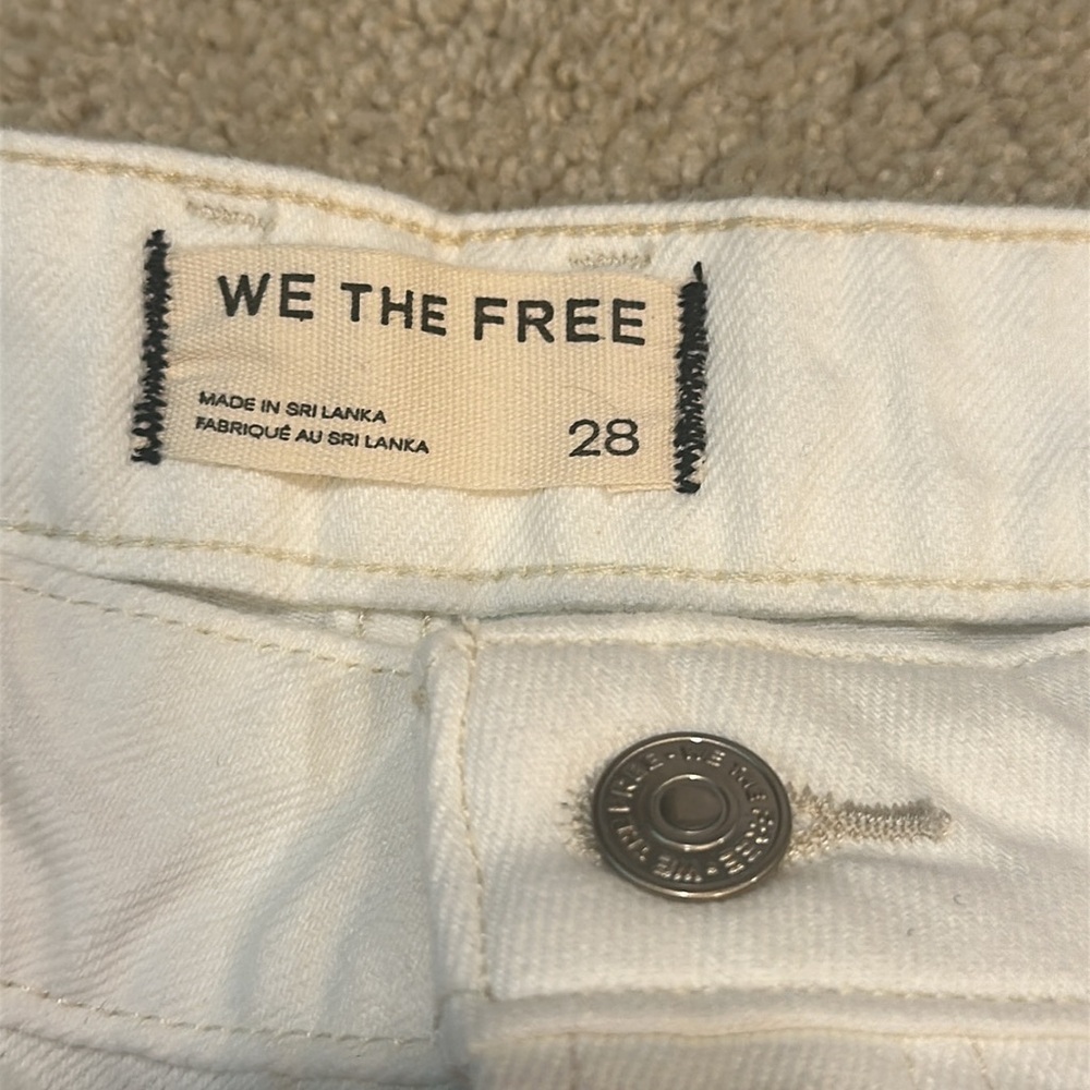 NWT! We The Free Cali Cuffed Shorties - Picture 7 of 9